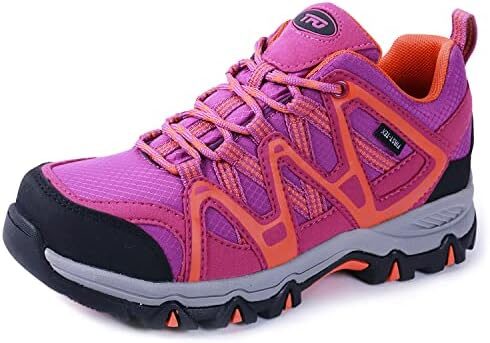 women hiking shoes