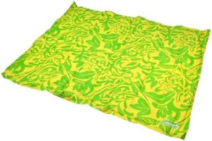 Coleman Medium Green Botanical Pattern Reversible Cooling Mat – 24” x 30”