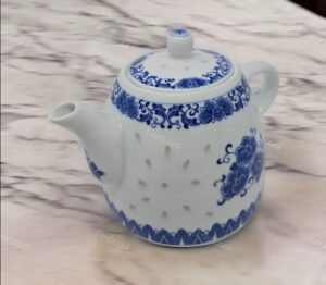 Large Teapot Blue and White Porcelain Tea Pot 6 Cup Store 56 Ounce China, Coffee Pot