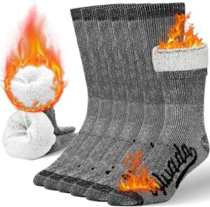 Alvada Mens Merino Wool Crew Socks Thermal and Warm Socks for Winter Work Hiking Running 3 Pairs