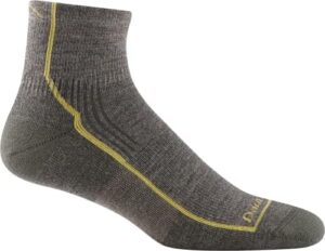 Darn Tough (Style 1959) Men's Hiker Quarter Midweight with Cushion Hiking Sock