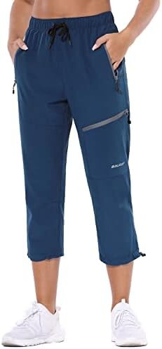 womenʼs hiking clothes